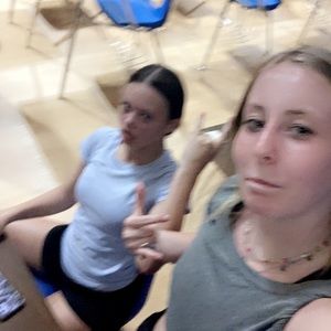 Meet your Posher, Jolie